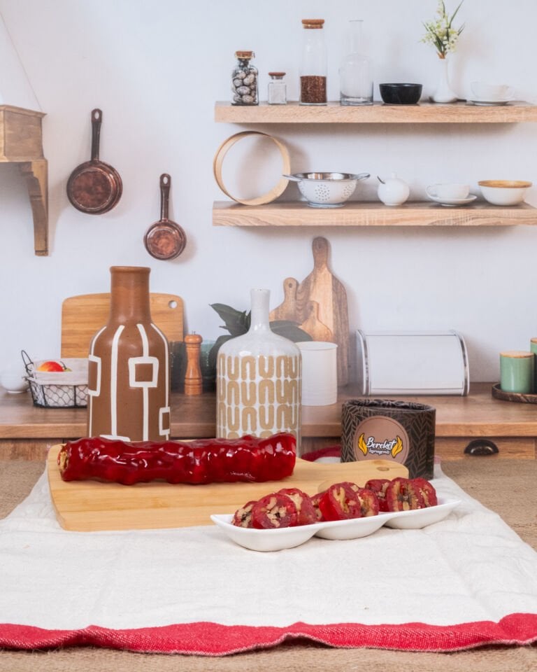 Bereket Özel Narlı Cevizli Sucuk